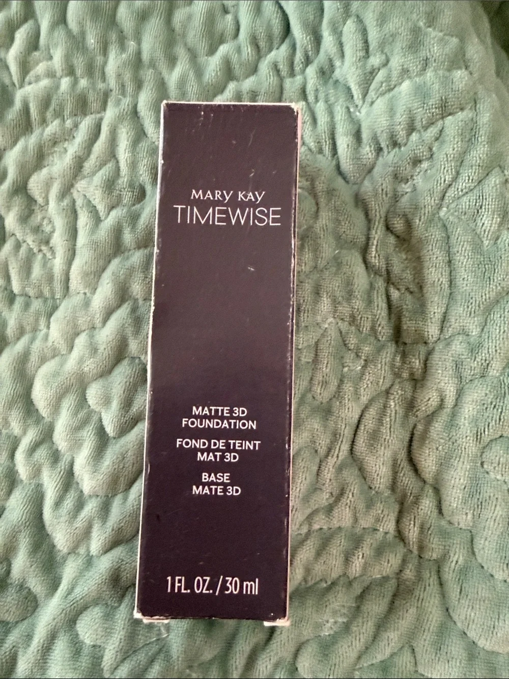 Mary Kay TimeWise Matte 3D Foundation - Ivory W 130